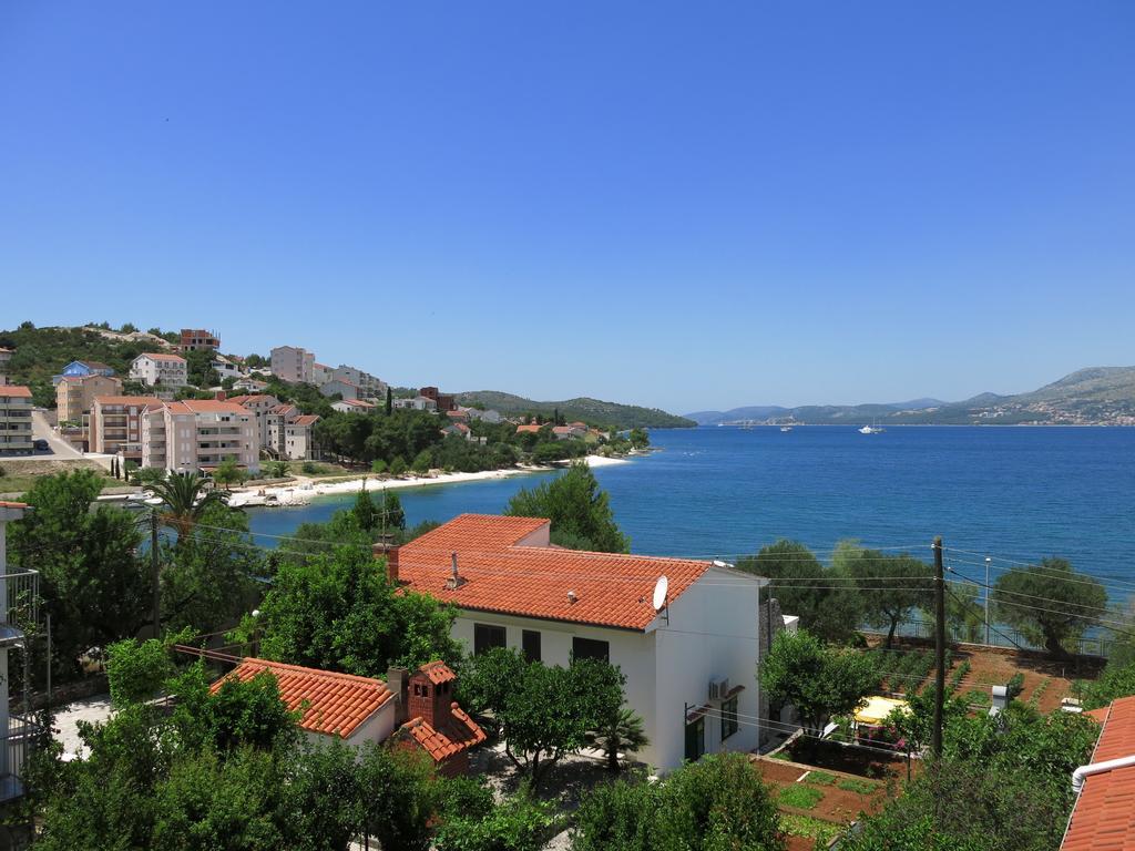 Apartments Luka 特罗吉尔 客房 照片